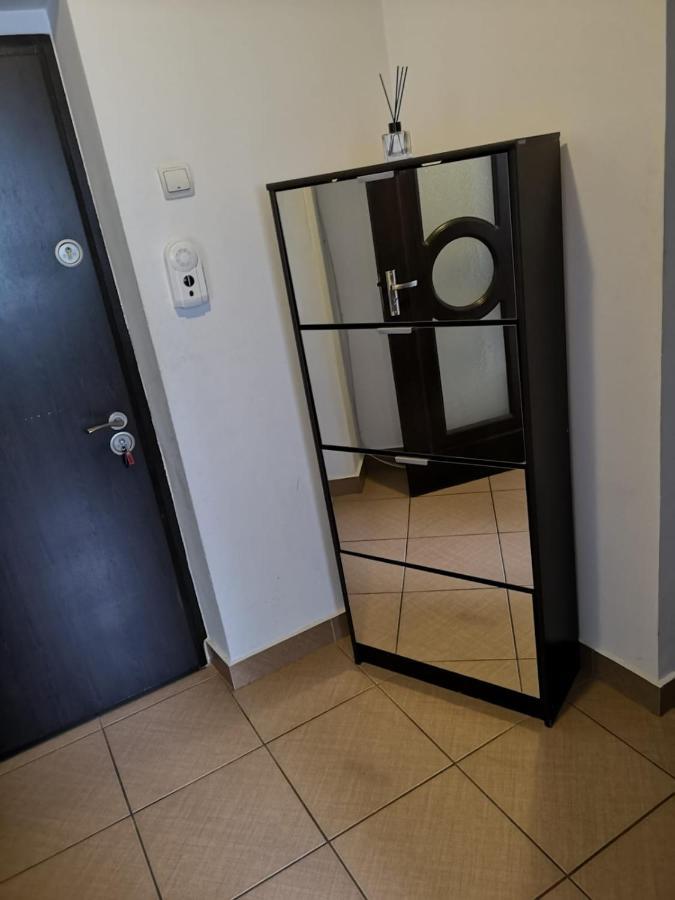 Deea Apartament Apartman Craiova Kültér fotó